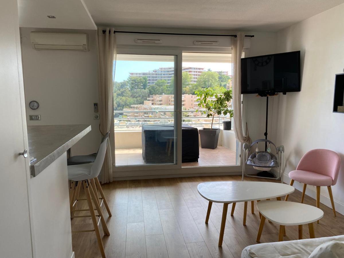 Fabron Vue 4 Personne Parking Nice